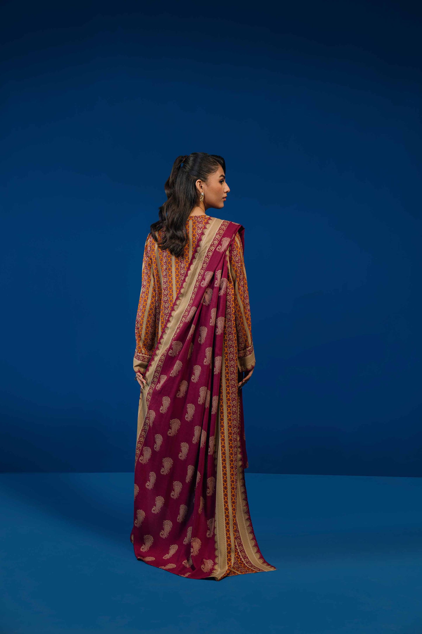 Nishat Linen - 3 Piece - Printed Loose Fabric - 42304031