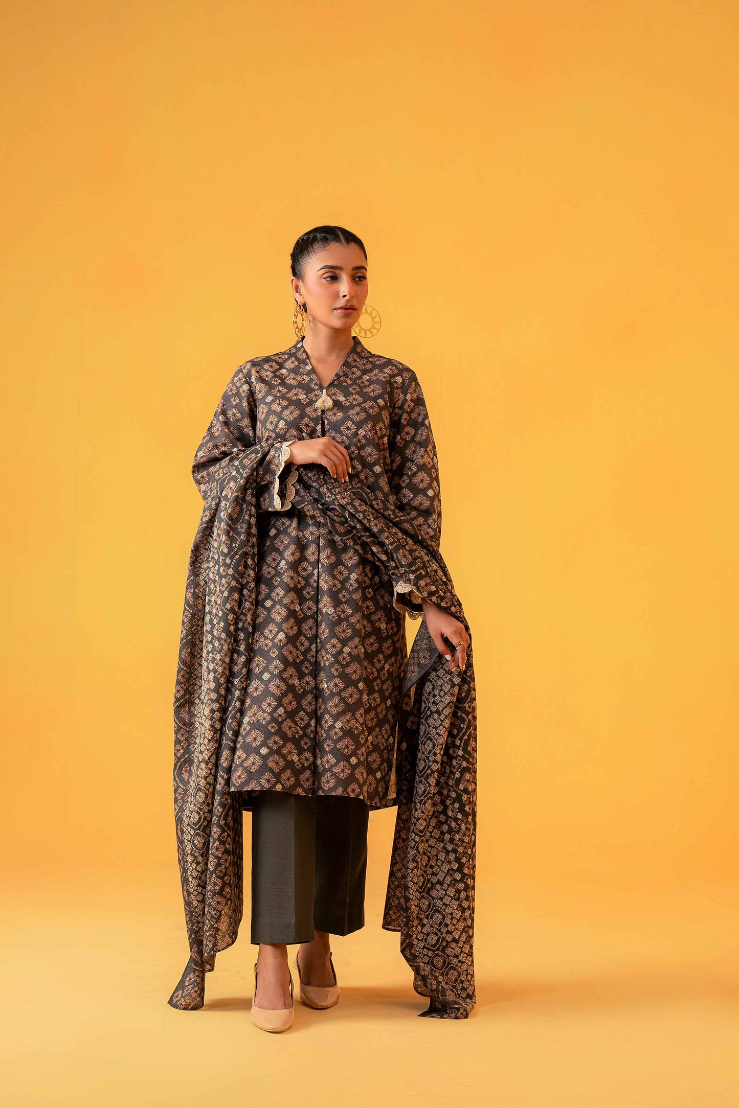 Nishat Linen - 3 Piece - Printed Loose Fabric - 42304037
