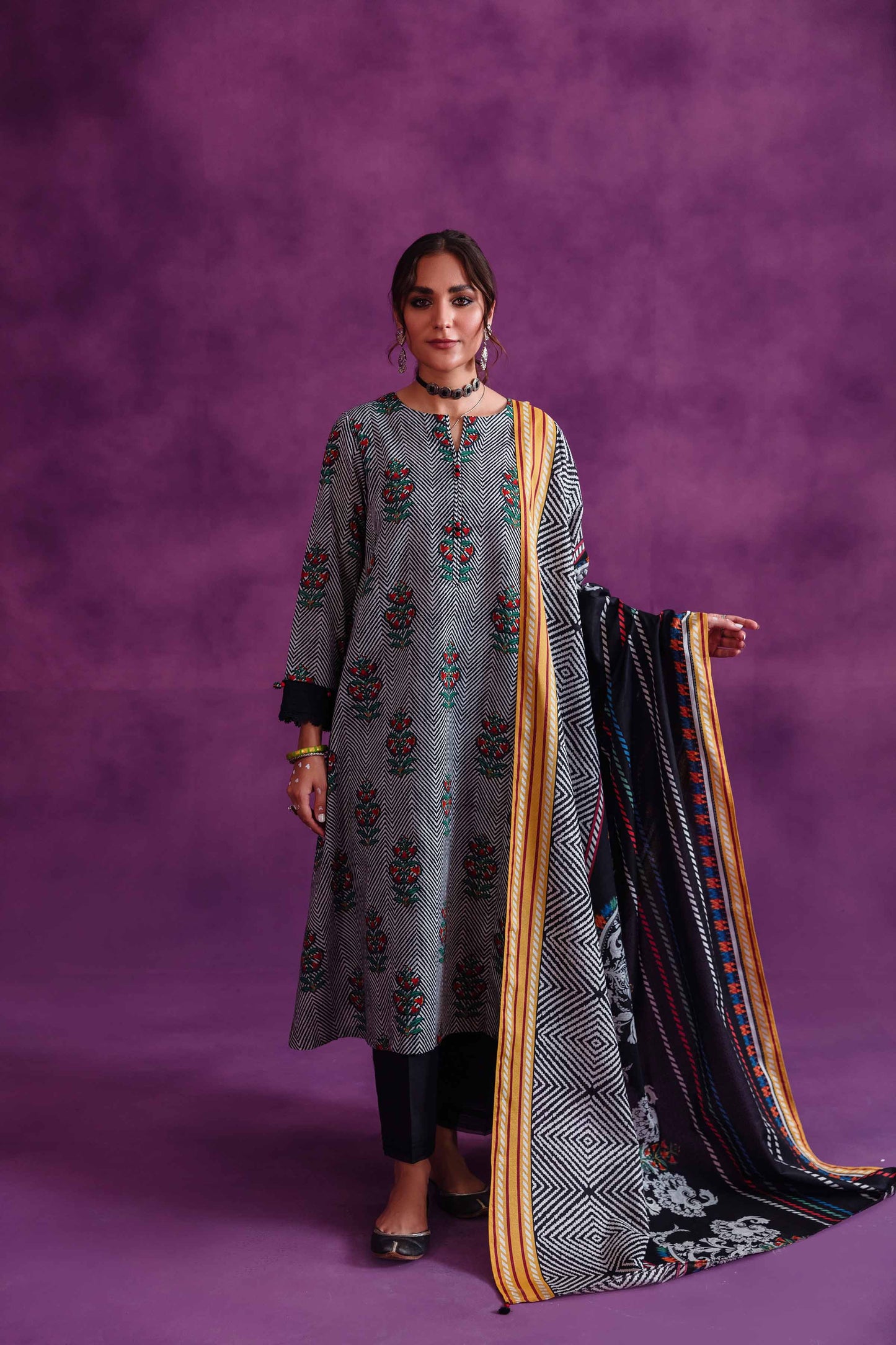 Nishat Linen - 3 Piece - Printed Loose Fabric - 42304045