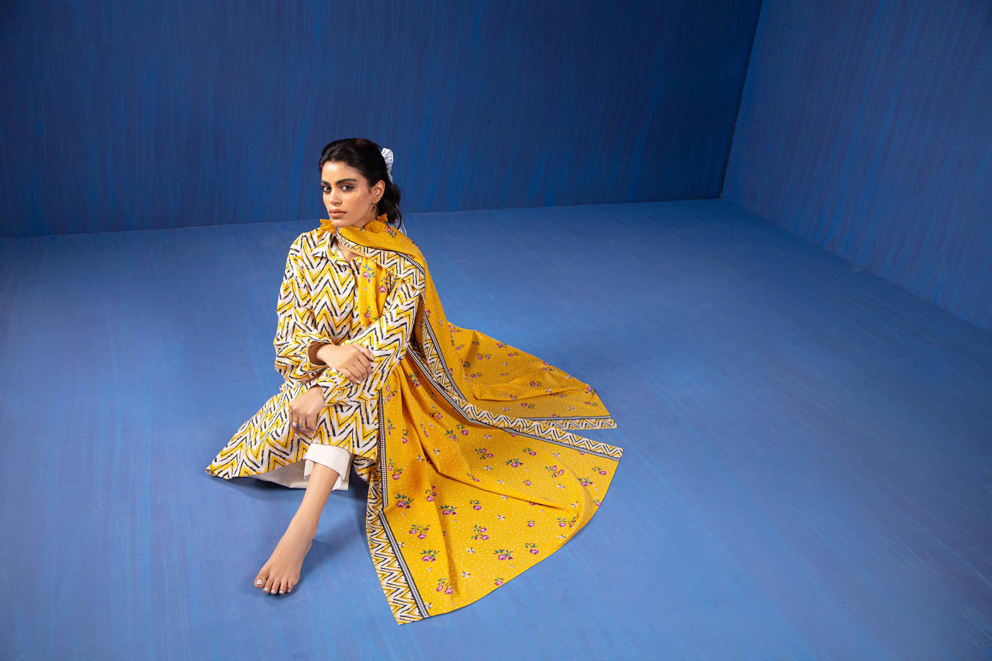 Nishat Linen - 3 Piece - Printed Loose Fabric - 42304047
