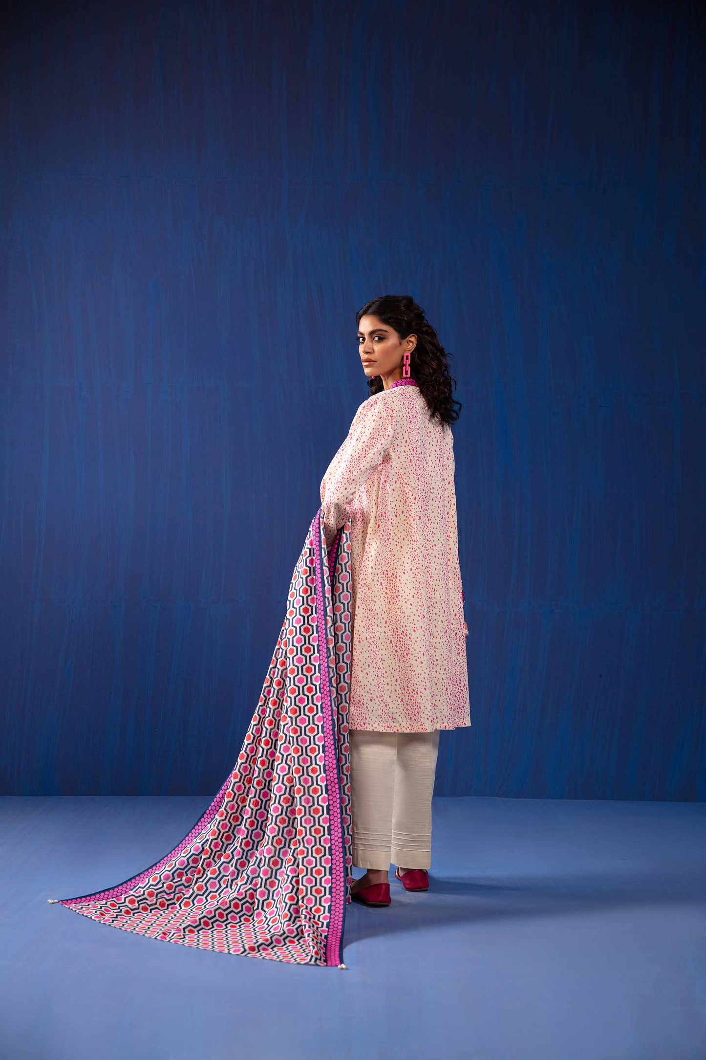 Nishat Linen - 3 Piece - Printed Loose Fabric - 42304048