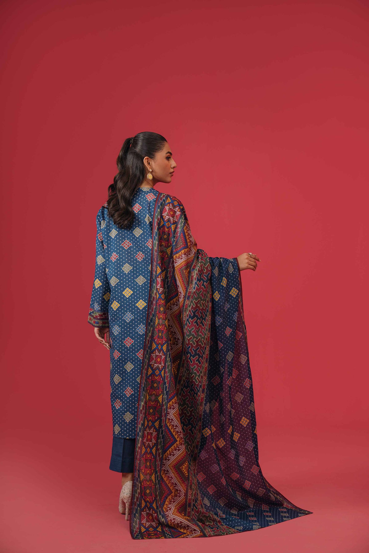 Nishat Linen - 3 Piece - Printed Loose Fabric - 42304063