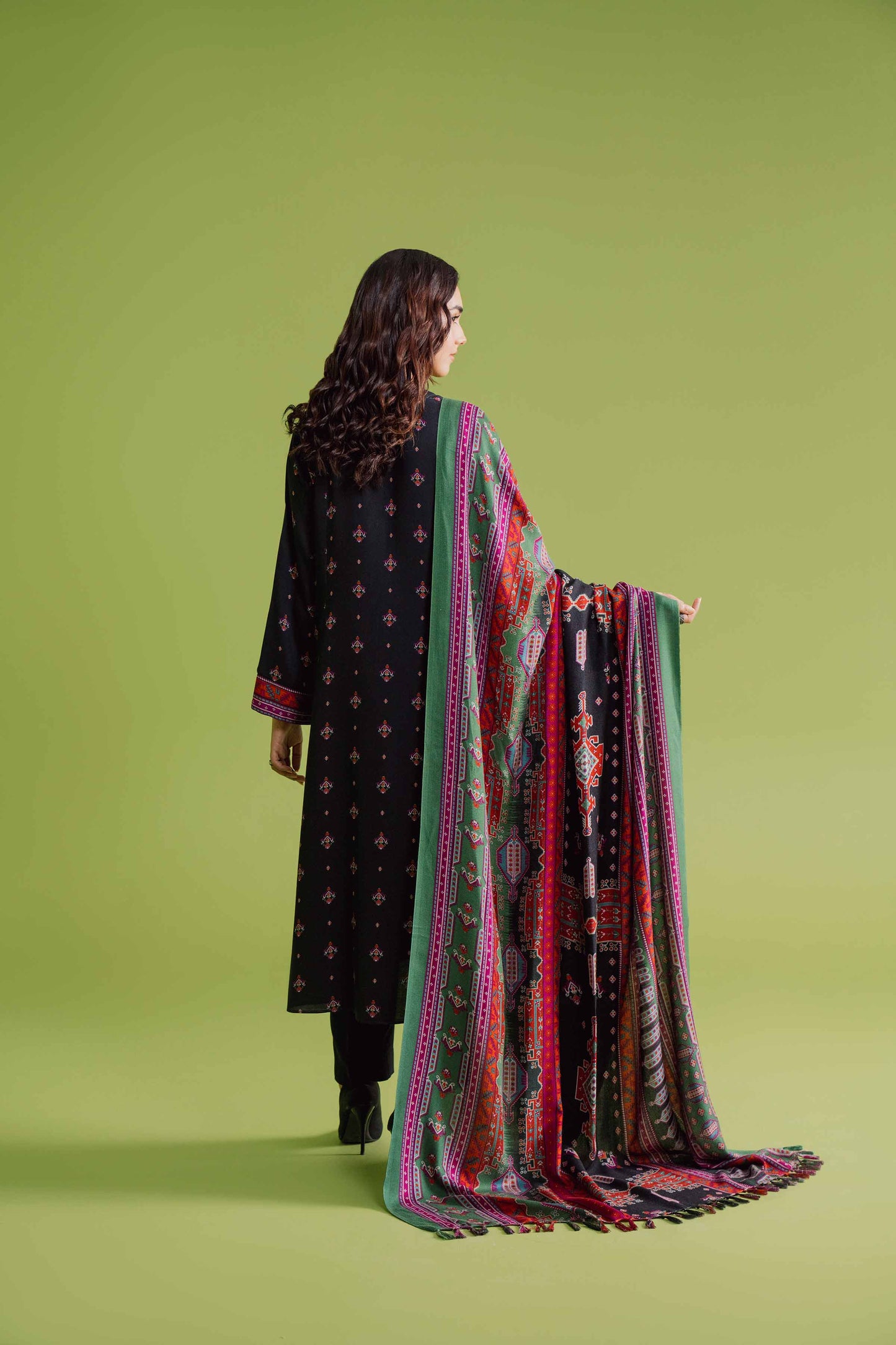 Nishat Linen - 3 Piece - Printed Loose Fabric - 42304070