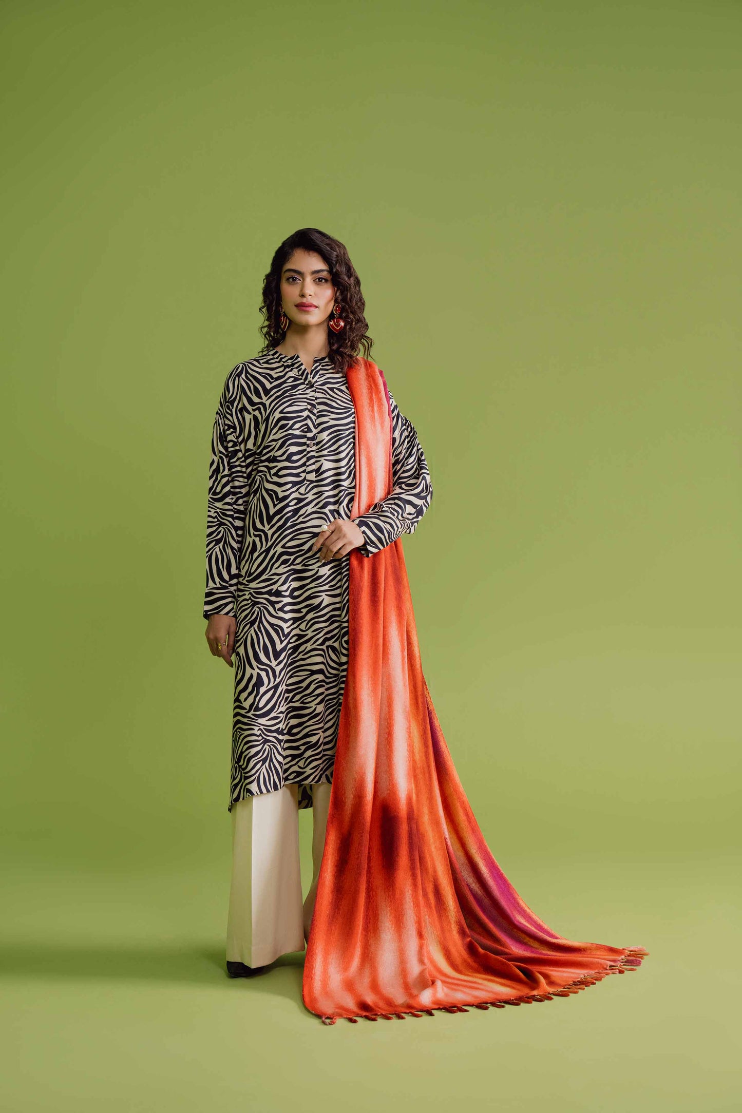 Nishat Linen - 3 Piece - Printed Loose Fabric - 42304071