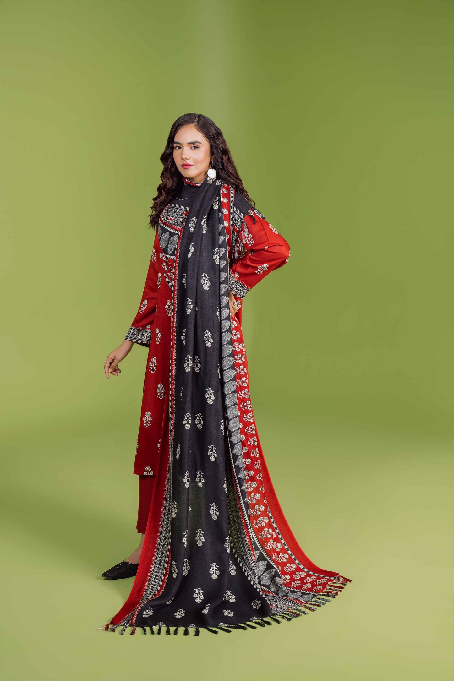 Nishat Linen - 3 Piece - Printed Loose Fabric - 42304077