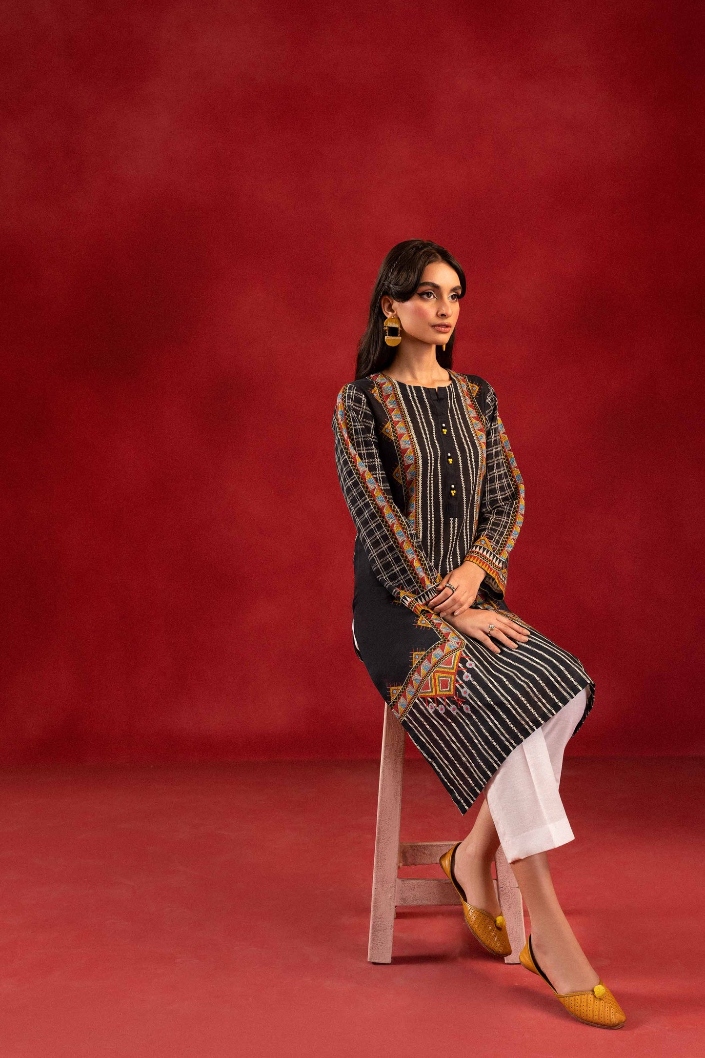 Nishat Linen - 1 Piece - Digital Printed Loose Fabric - 42304101