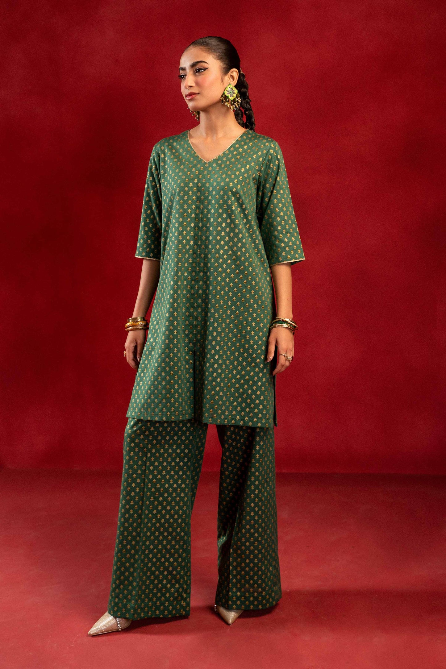 Nishat Linen - 1 Piece - Gold Printed Loose Fabric - 42304130