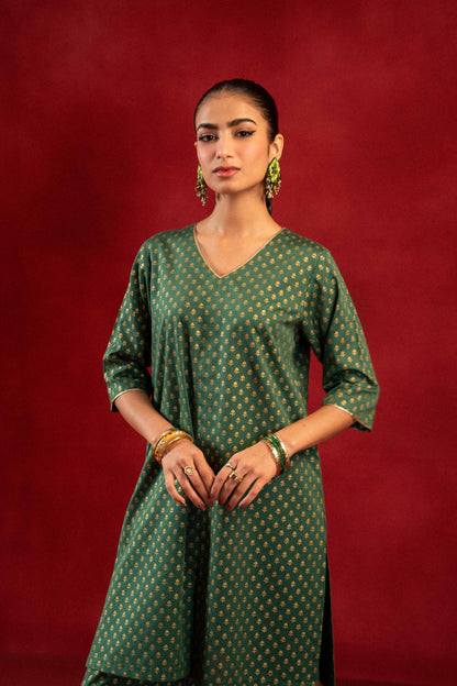 Nishat Linen - 1 Piece - Gold Printed Loose Fabric - 42304130