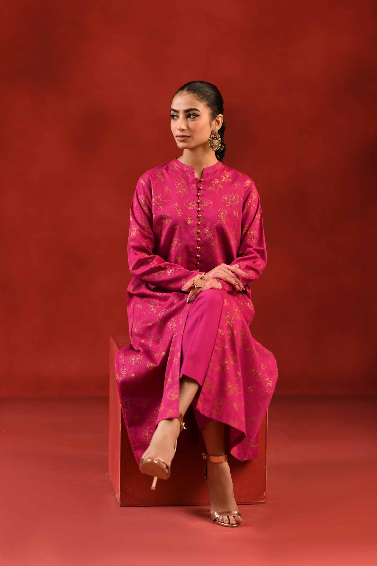 Nishat Linen - 1 Piece - Gold Printed Loose Fabric - 42304132
