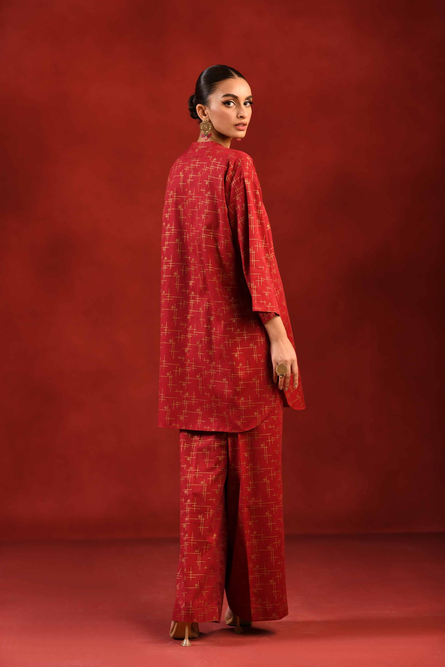 Nishat Linen - 1 Piece - Gold Printed Loose Fabric - 42304135