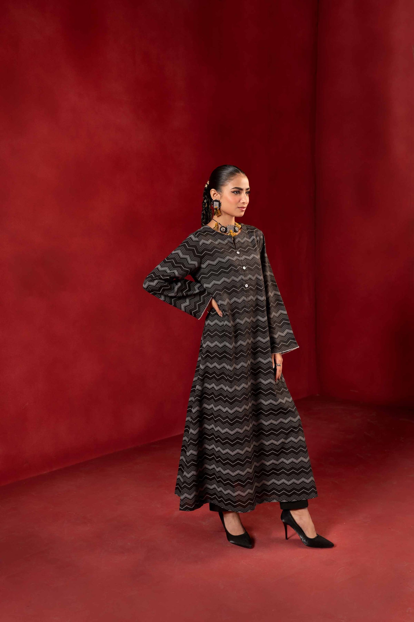 Nishat Linen - 1 Piece - White Paste Printed Loose Fabric - 42304137