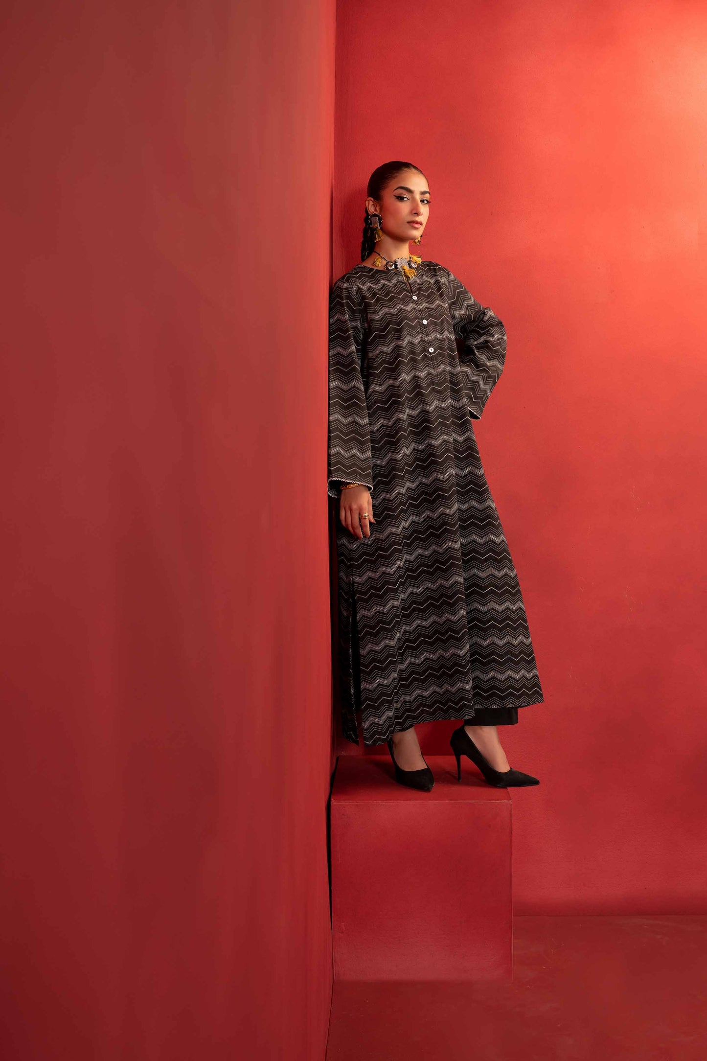 Nishat Linen - 1 Piece - White Paste Printed Loose Fabric - 42304137