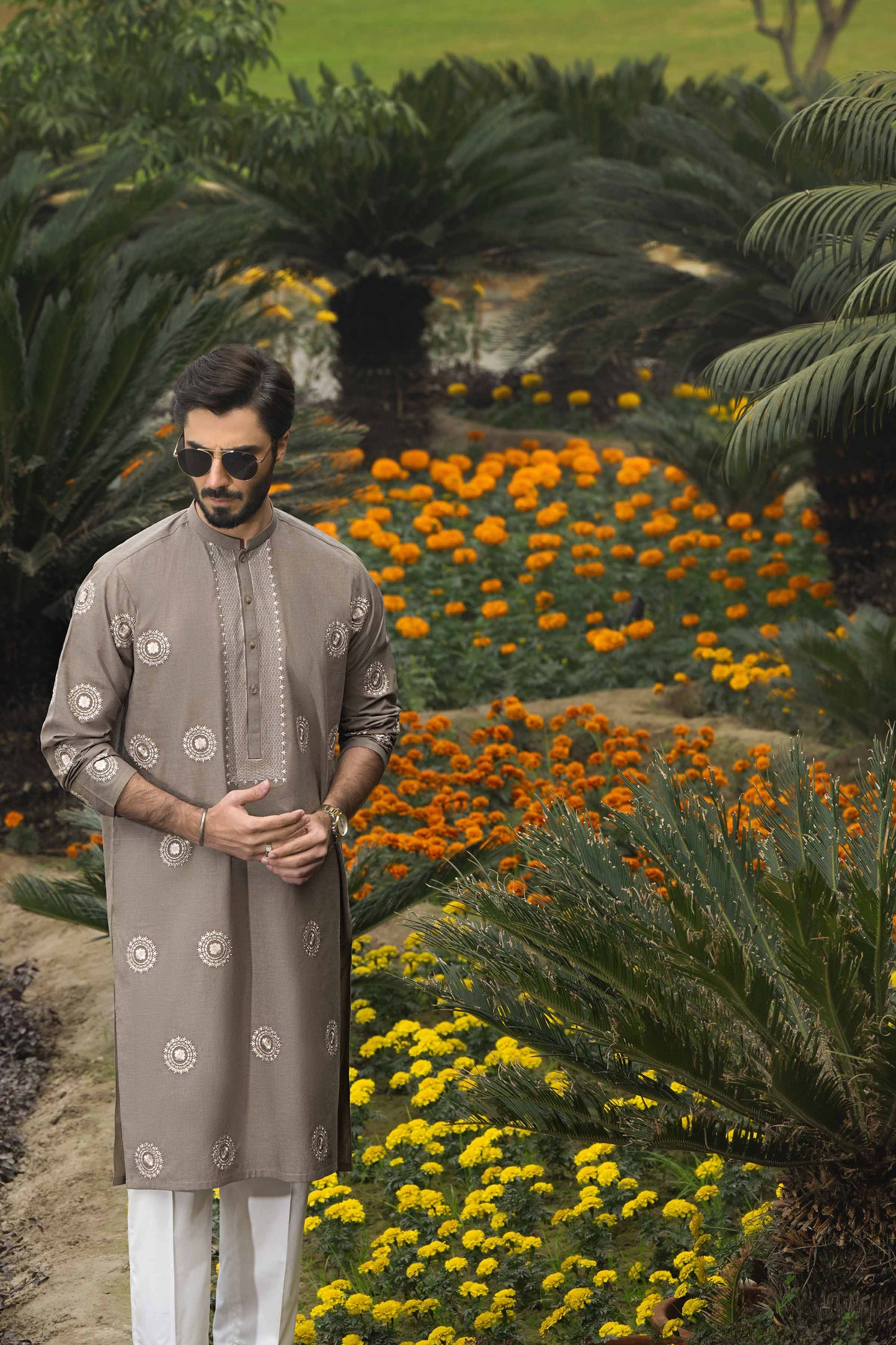 Nishat Linen - 2 Piece - Embroidered Naqsh Suit With Gift Box - 42307022