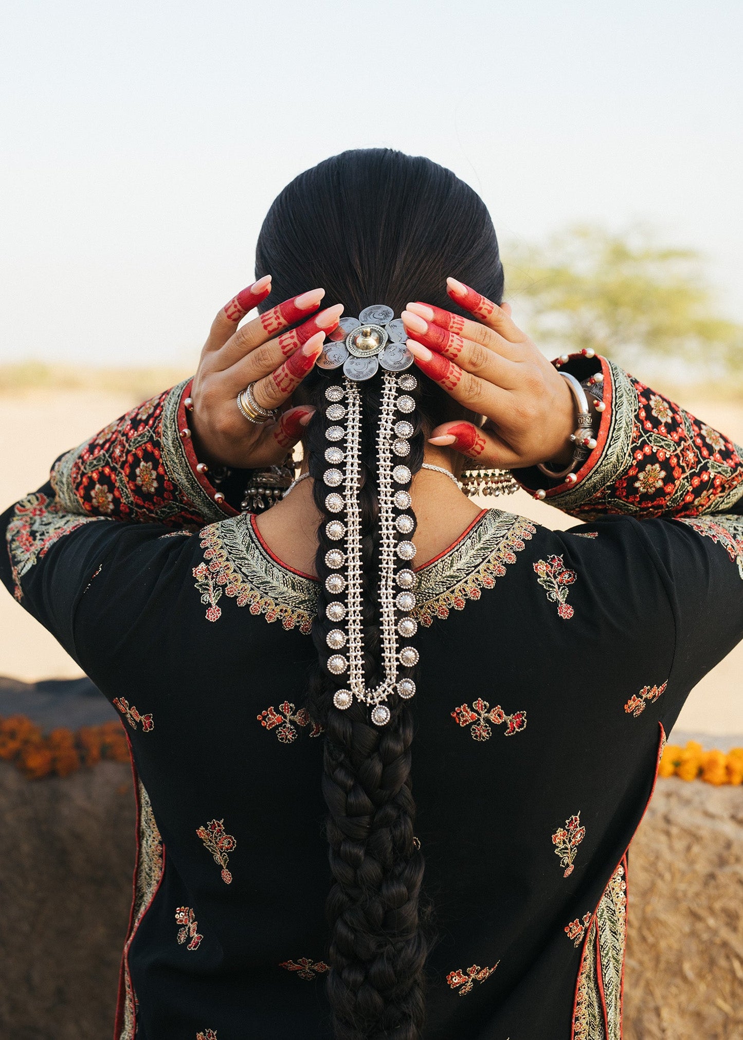 Hussain Rehar - Koyel (Black)
