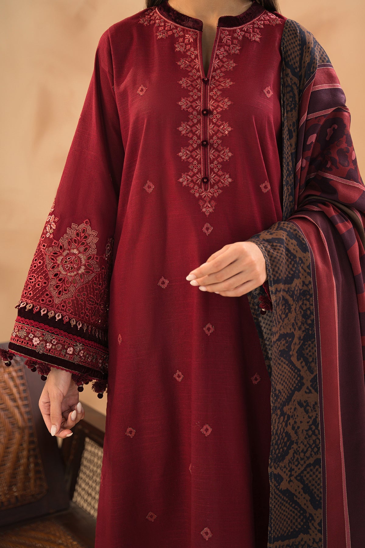 Baroque - EMBROIDERED SLUB KHADDAR UF-476