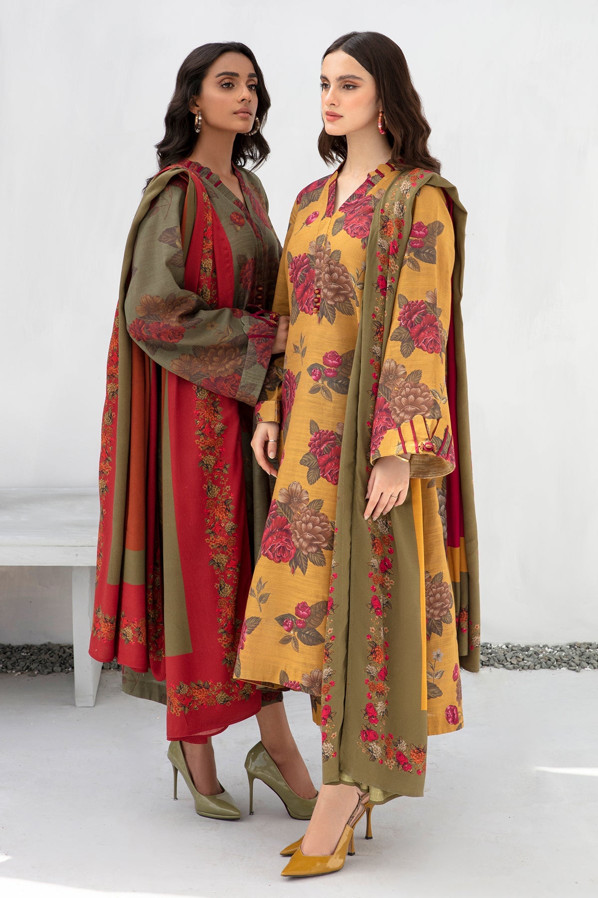 Baroque - DIGITAL PRINTED SLUB KHADDAR UF-452