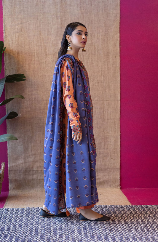 Orient - Unstitched 3 Piece Printed Khaddar Shirt , Khaddar Pant and Khaddar Dupatta