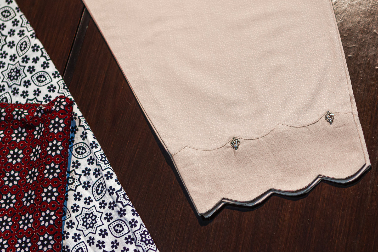 Eraj Hussain - Hazy Diamond Shalwar