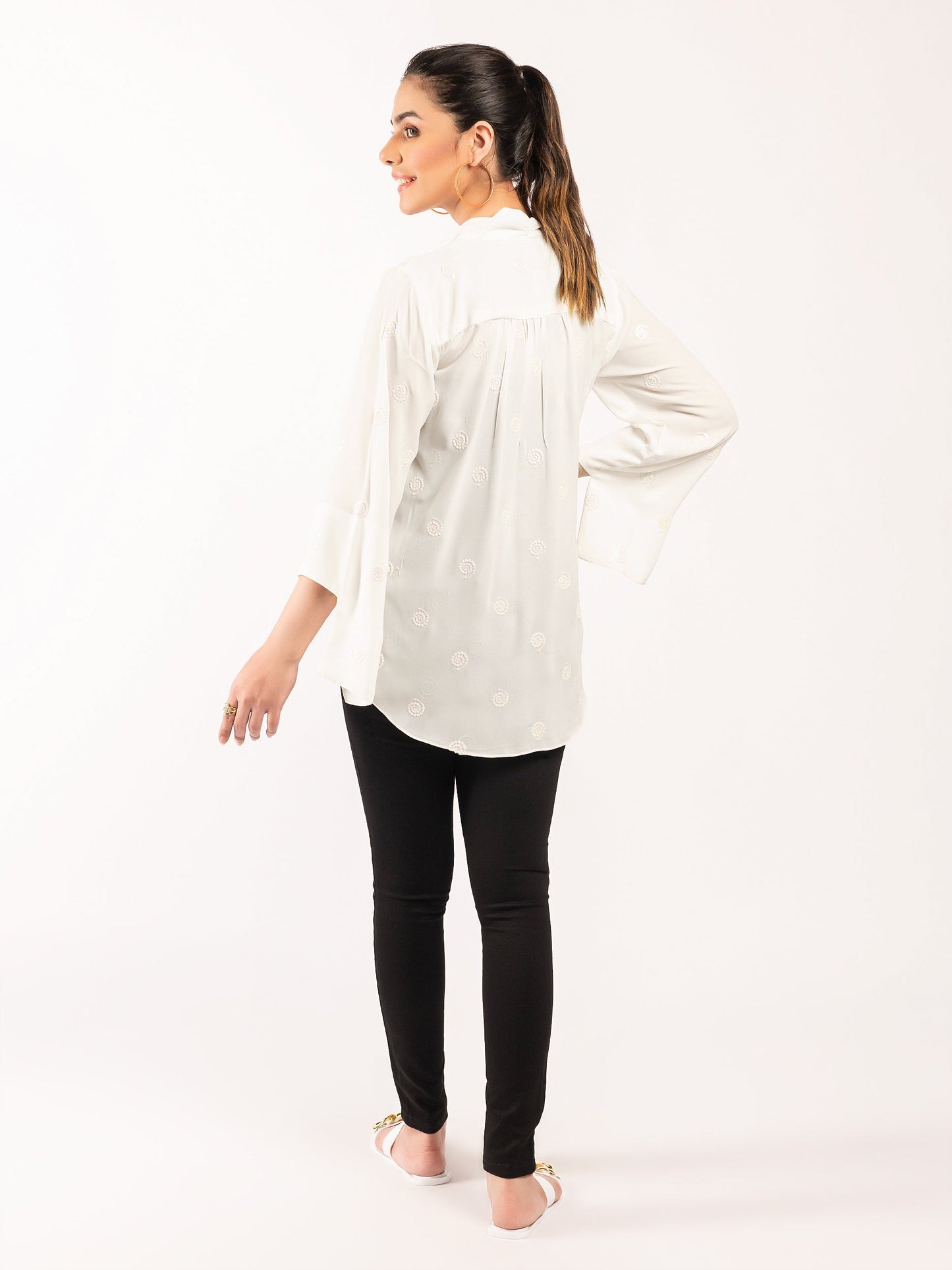 Limelight - Embroidered Grip Top