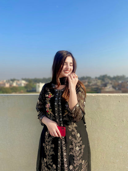 Four Season Boutique - NOOR JAHAN BLACK