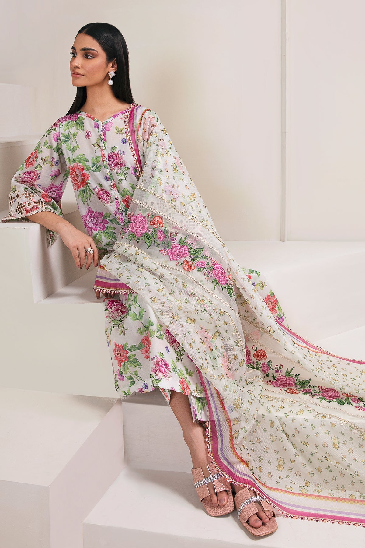 Baroque - EMBROIDERED LAWN UF-356