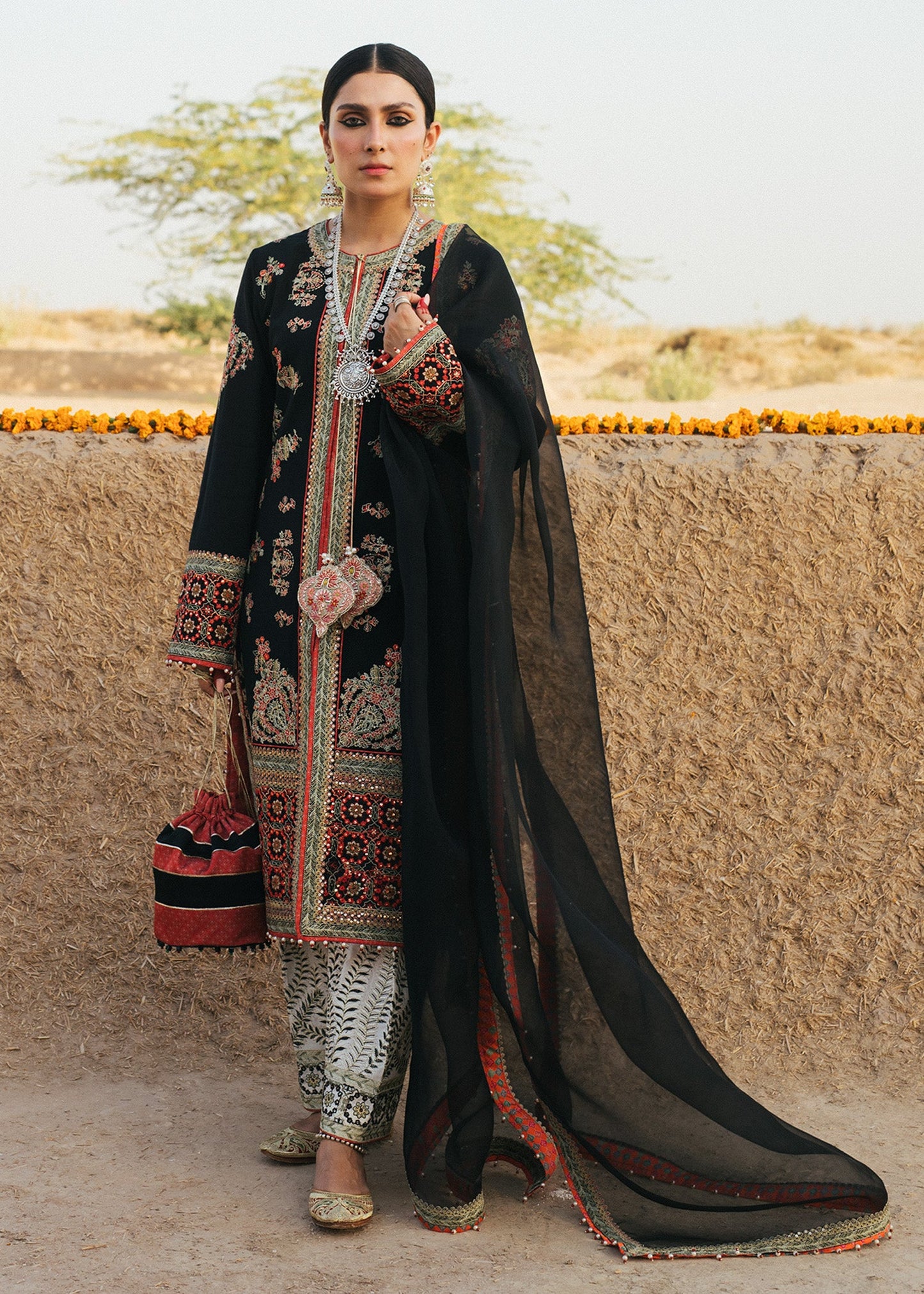 Hussain Rehar - Koyel (Black)