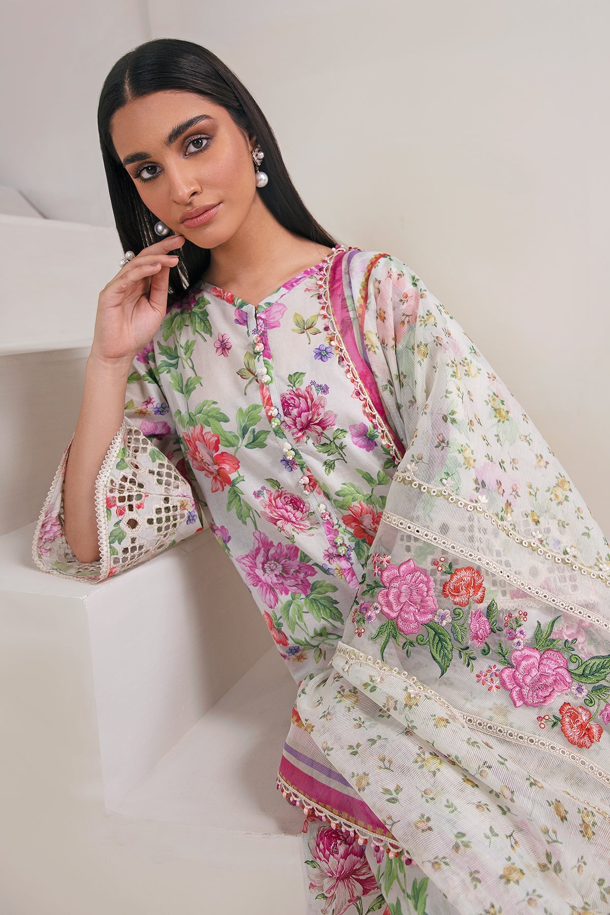 Baroque - EMBROIDERED LAWN UF-356