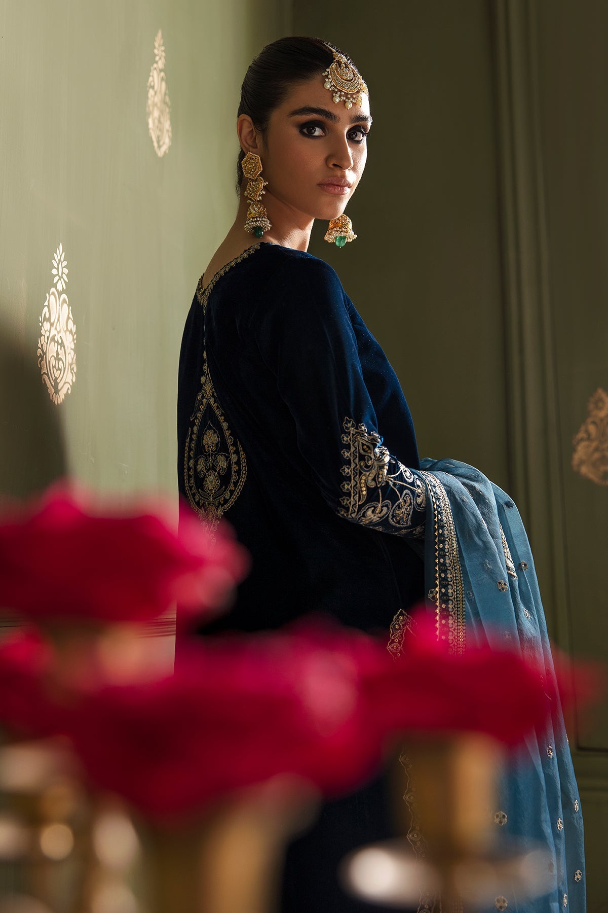 Baroque - EMBROIDERED VELVET UF-467