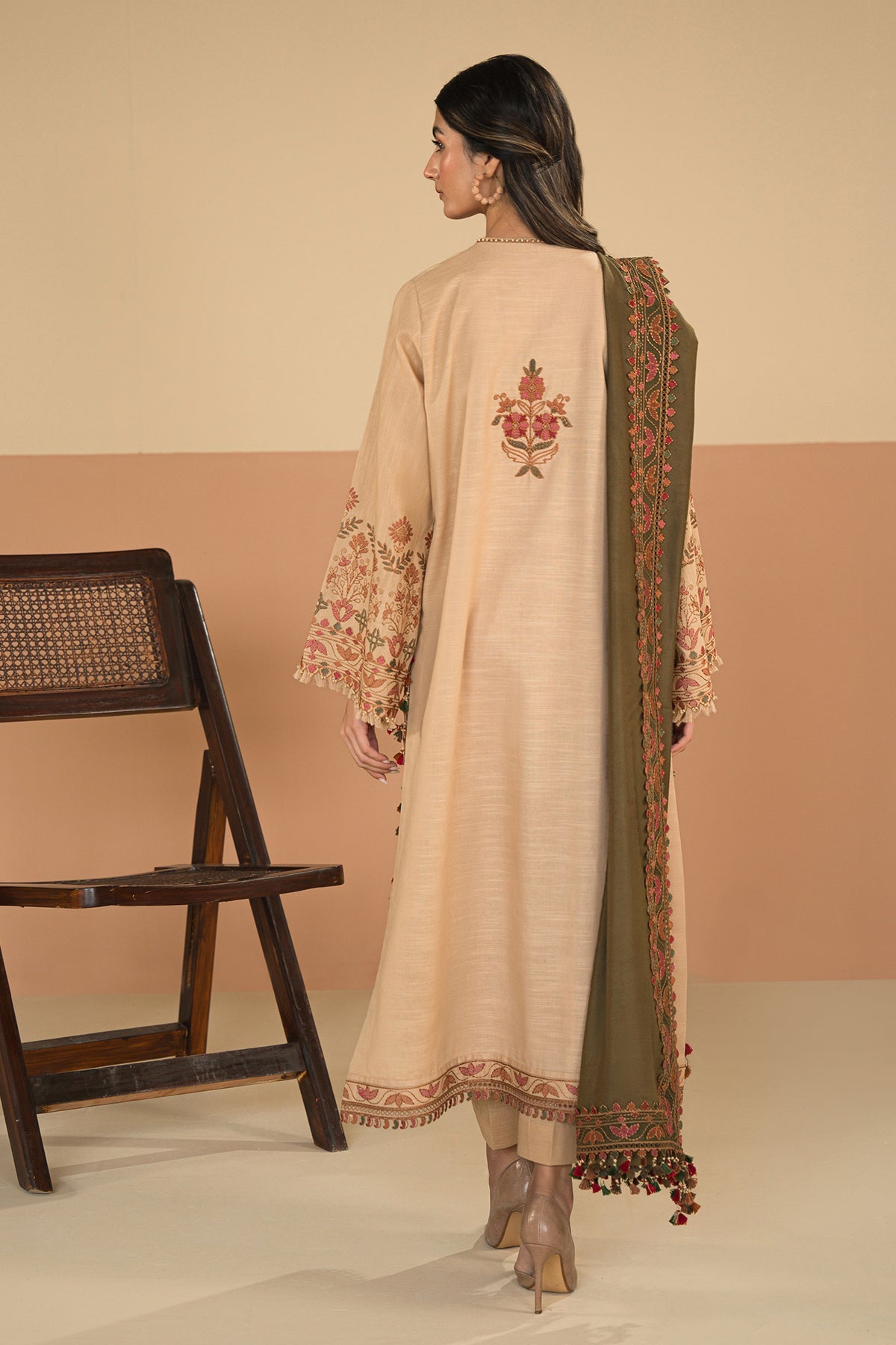 Baroque - EMBROIDERED SLUB KHADDAR UF-479