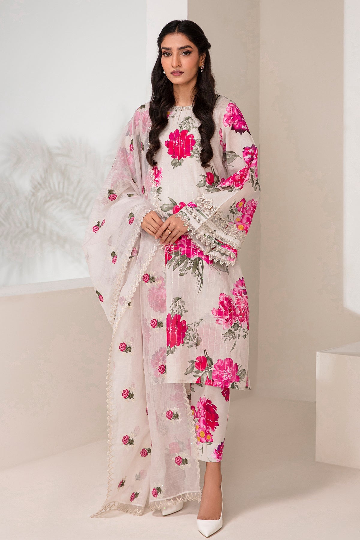 Baroque - EMBROIDERED LAWN UF-347