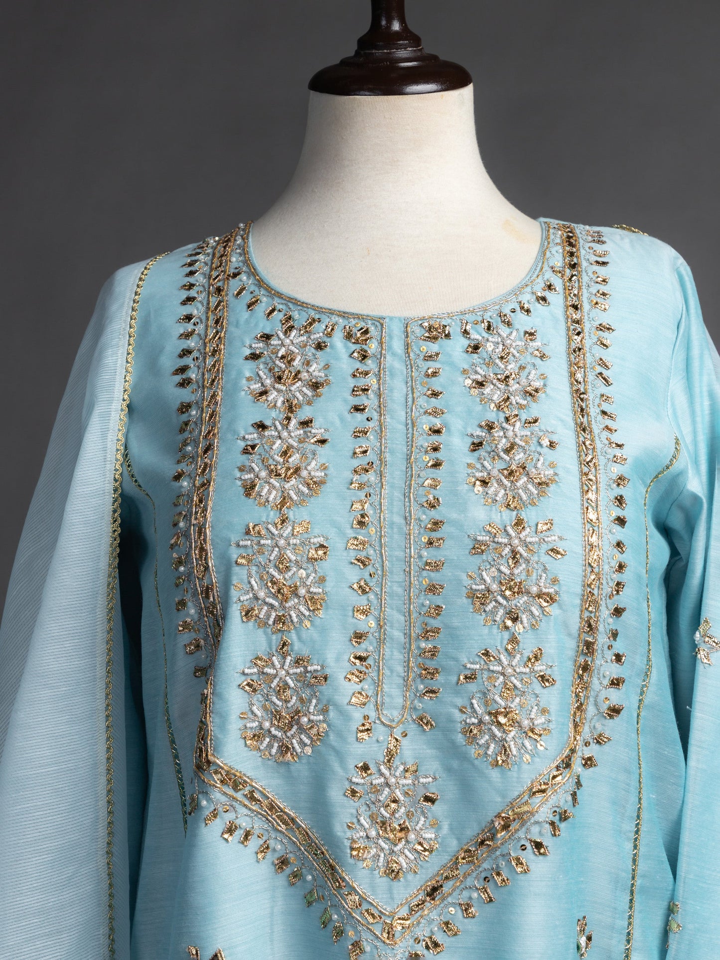 Eraj Hussain - Gotta Patti Ferozi - Stitched