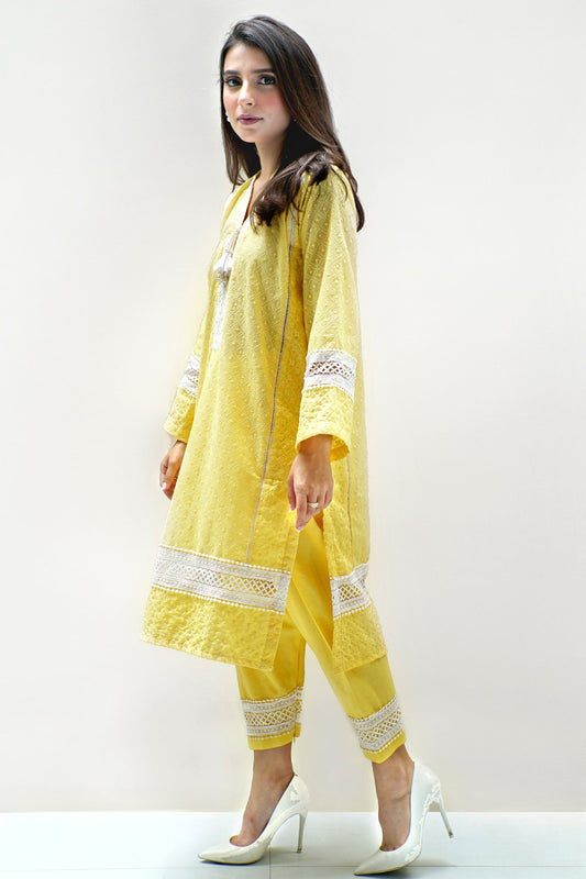 Ayesha Naveed - Dandelion