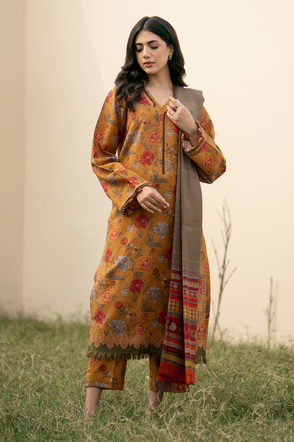 Baroque - DIGITAL PRINTED SLUB KHADDAR UF-491