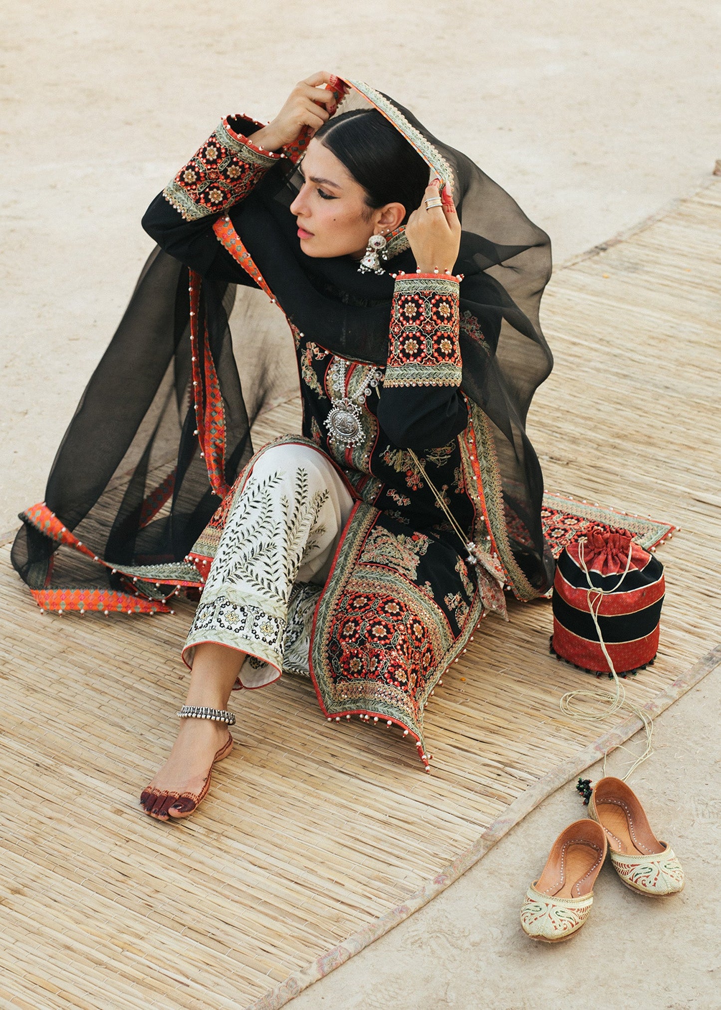 Hussain Rehar - Koyel (Black)