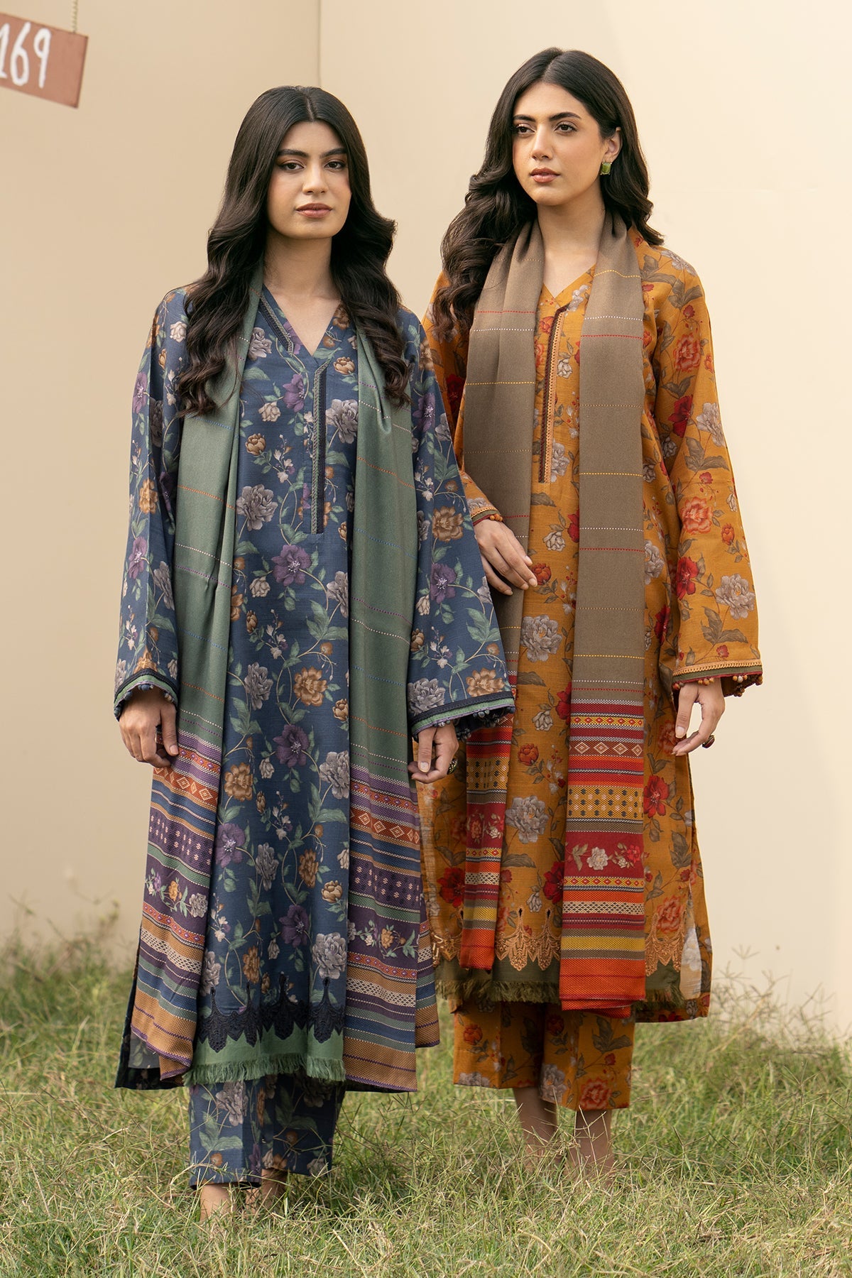 Baroque - DIGITAL PRINTED SLUB KHADDAR UF-491