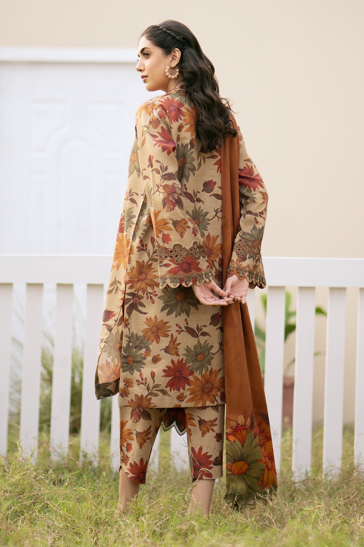 Baroque - DIGITAL PRINTED SLUB KHADDAR UF-493