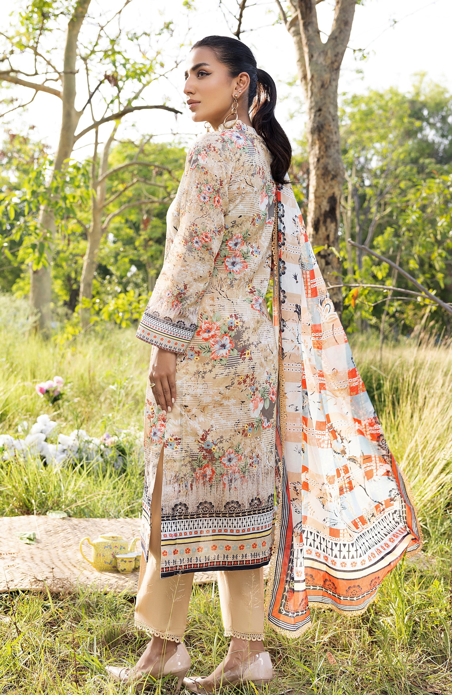 Alzohaib - 3 PIECE UNSTITCHED DIGITAL PRINTED LAWN-ADL-3-23-09