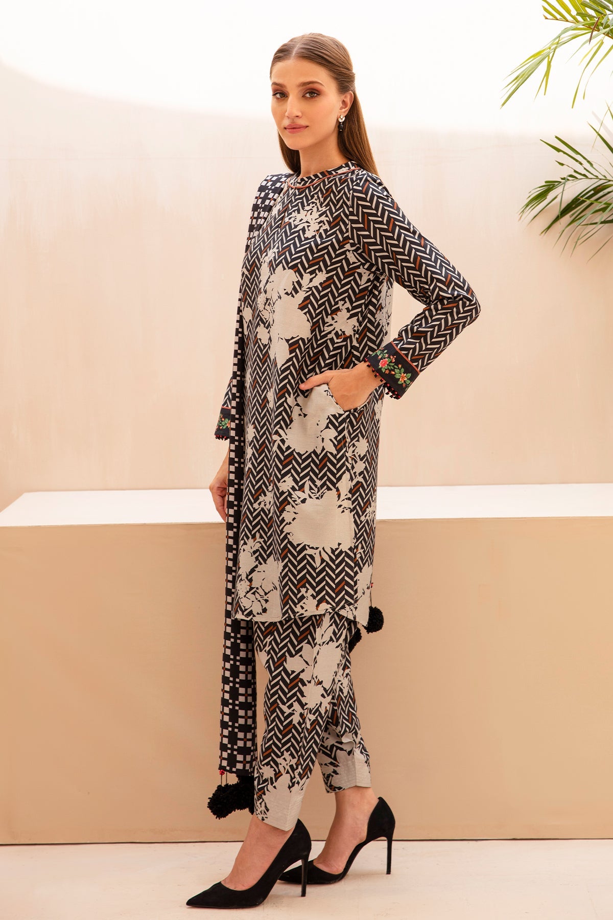 Baroque - PRINTED SLUB VISCOSE PR-863