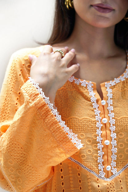 Ayesha Naveed - Tangerine