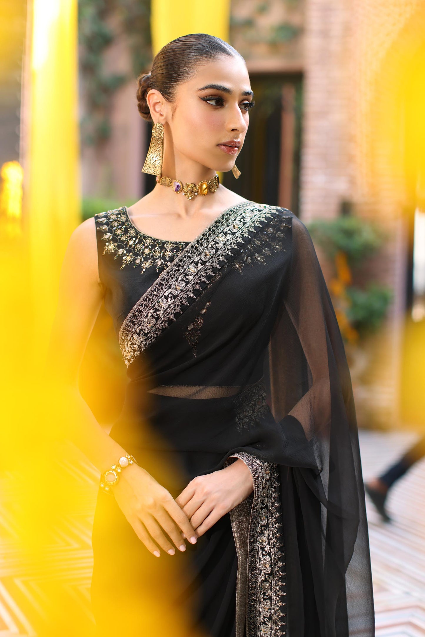 Chinyere - DUSTED BLACK SARI (AA5008)