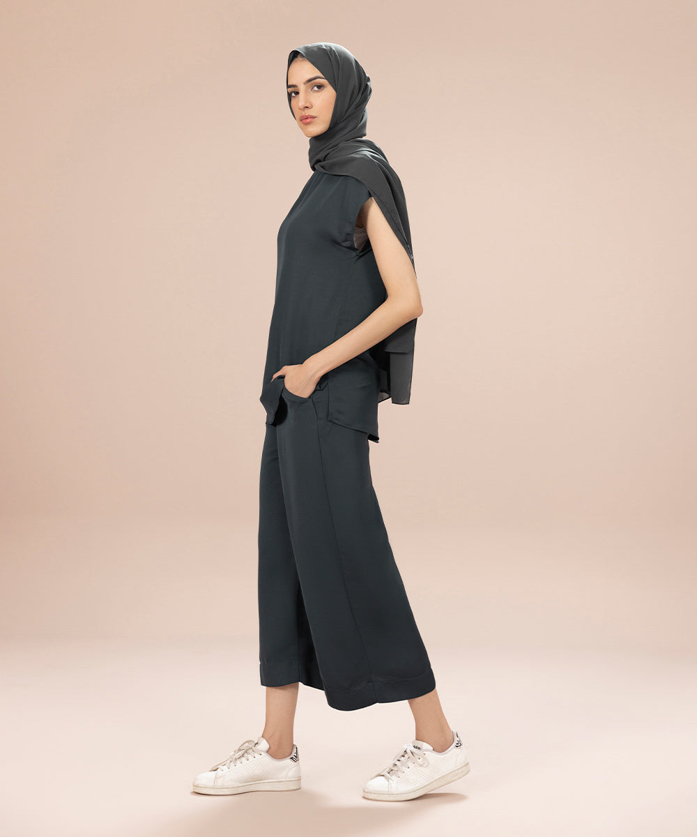 Sapphire - Culottes In Drapey Fabric