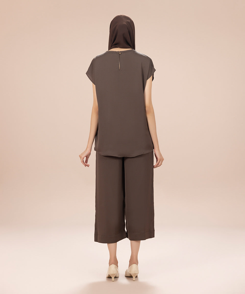 Sapphire - Loose-Fit Short Sleeve Top