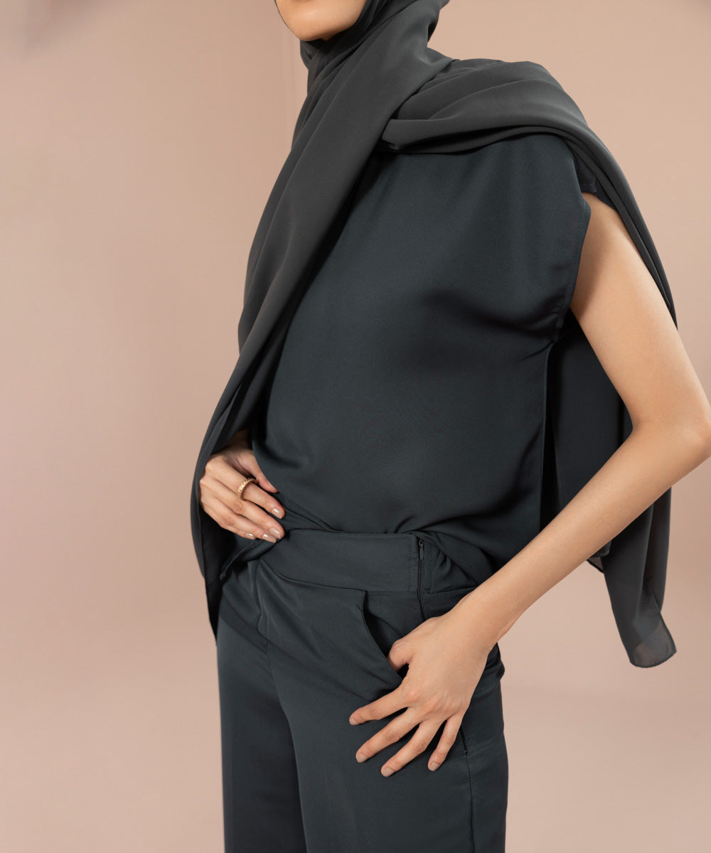 Sapphire - Loose-Fit Short Sleeve Top