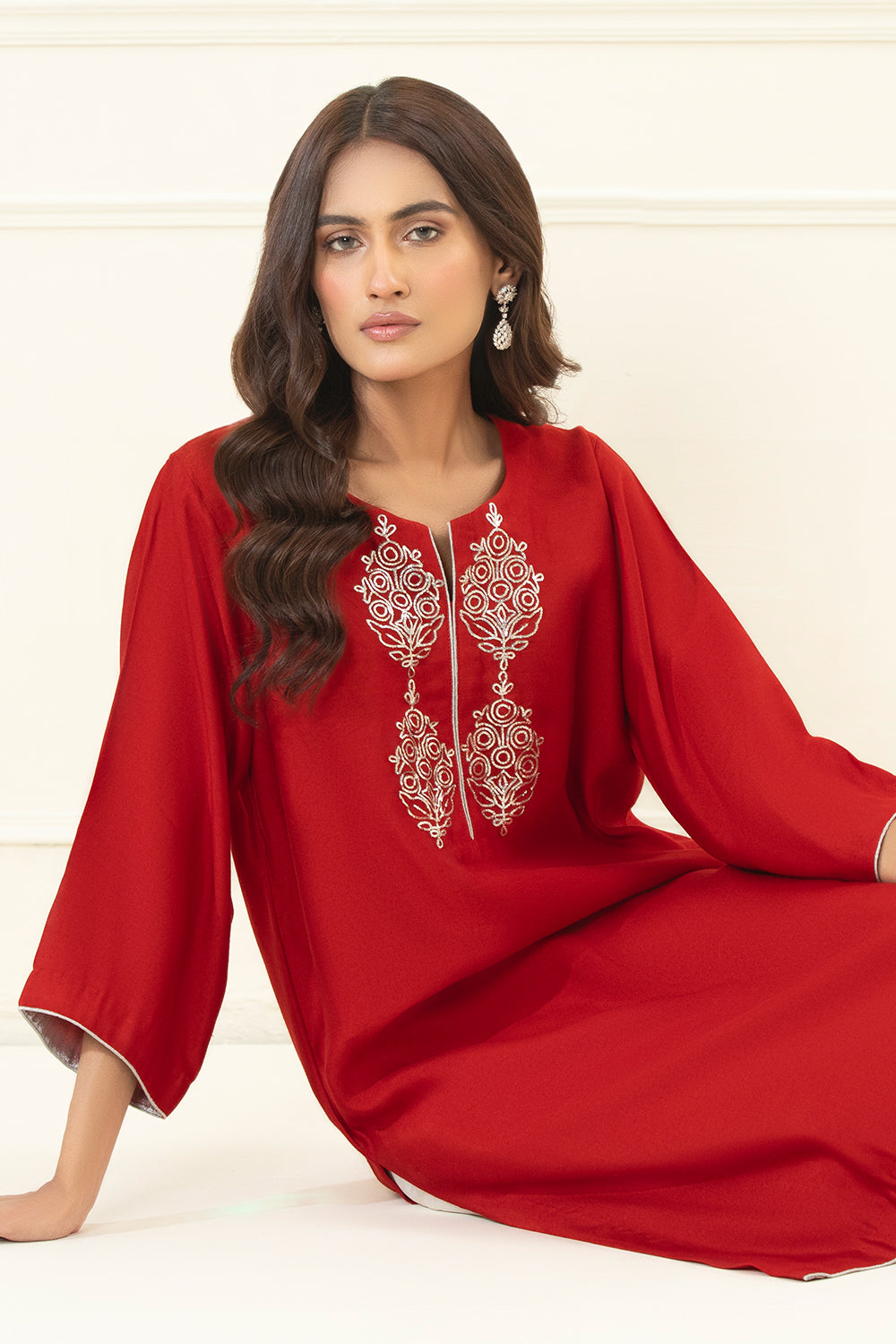 AK W23 - R 13 - Shirt