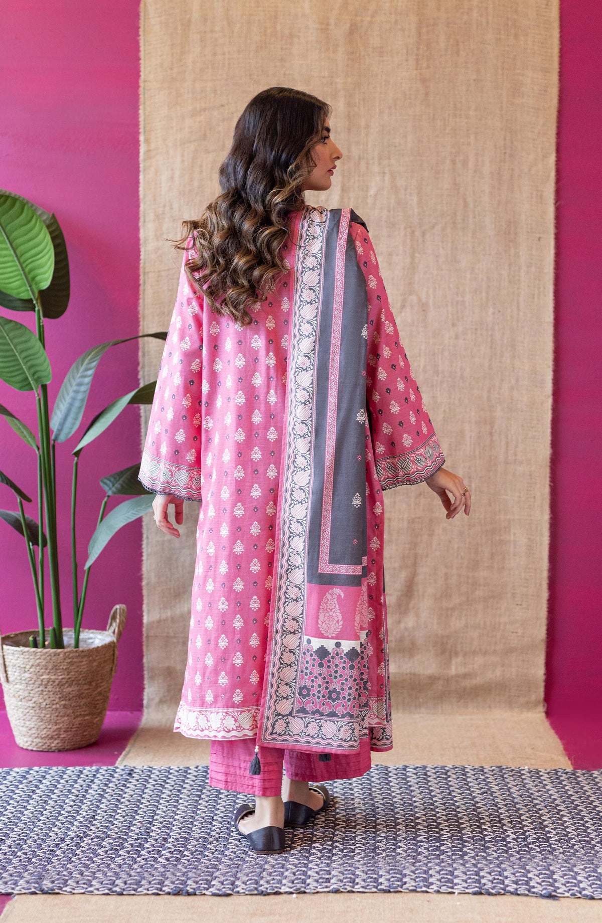 Orient - Unstitched 3 Piece Embroidered Khaddar Shirt , Khaddar Pant and Khaddar Dupatta