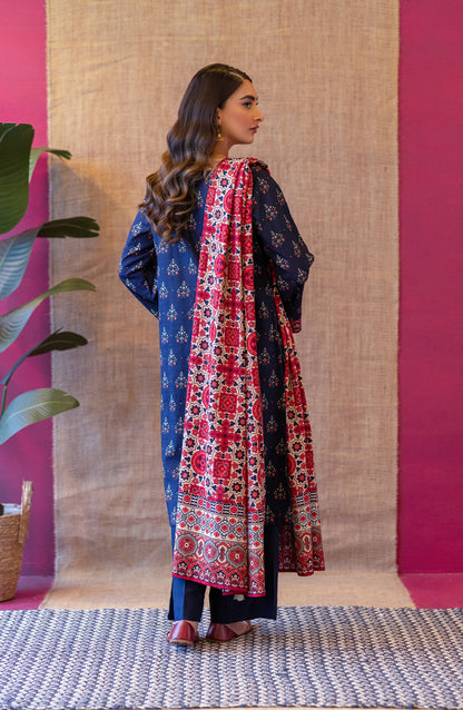 Orient - Unstitched 3 Piece Printed Khaddar Shirt , Khaddar Pant and Khaddar Dupatta