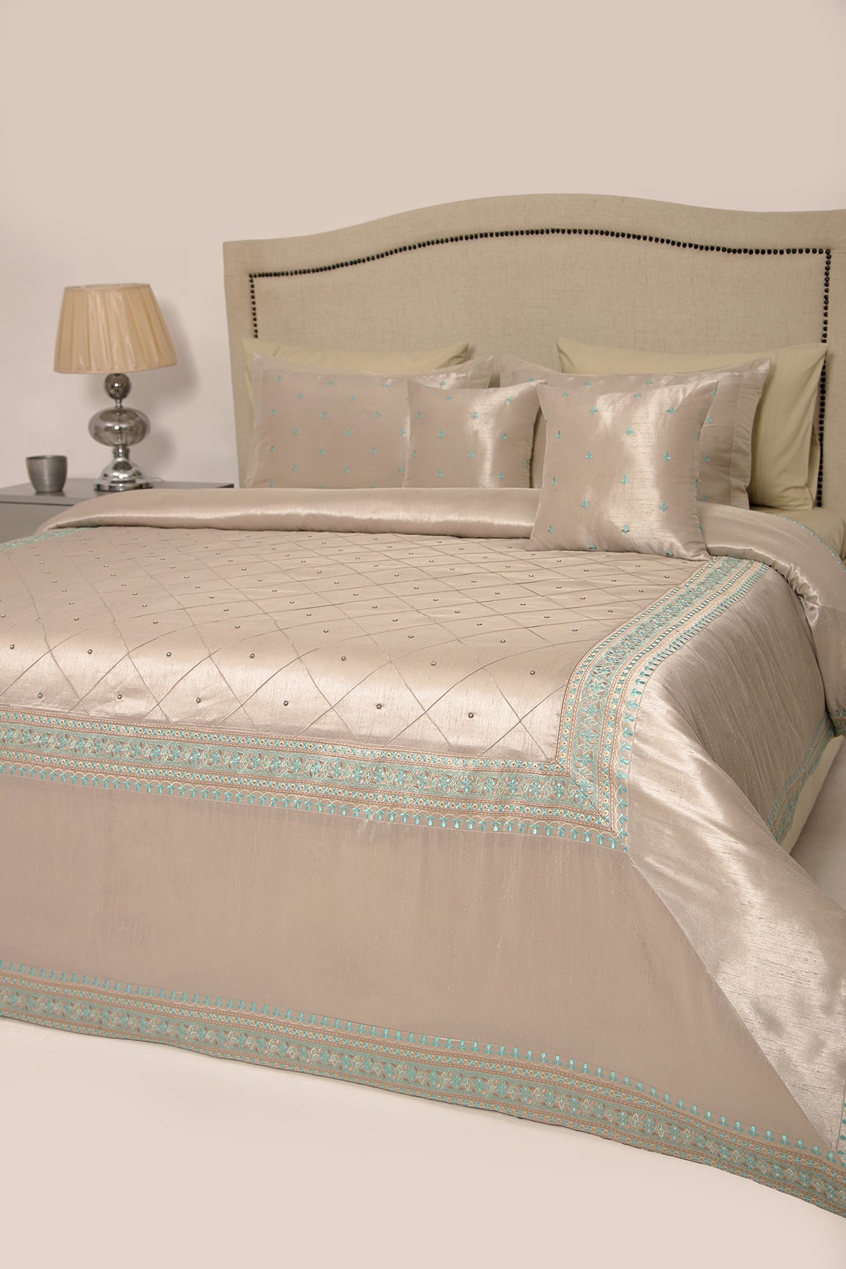 Nishat Linen - Bridal Set BBS22-17