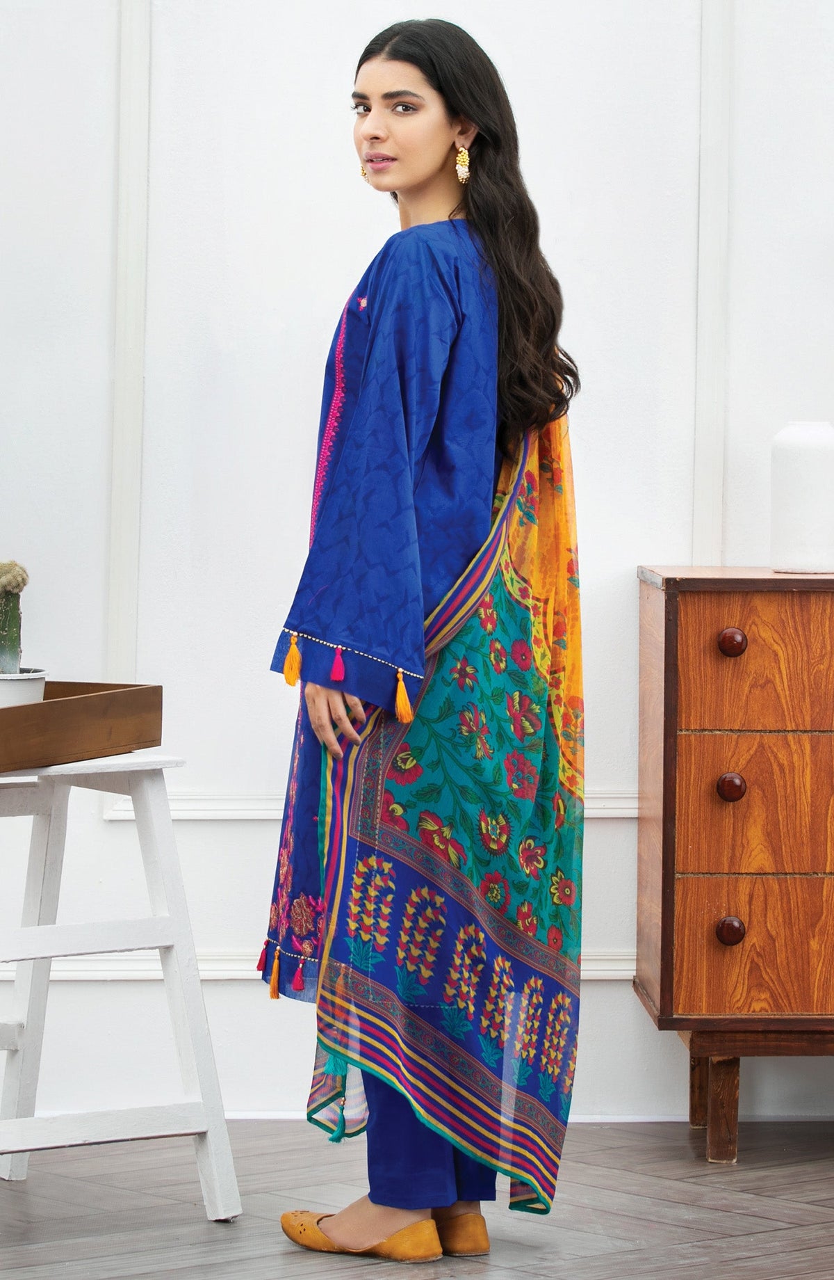 Orient - Unstitched 3 Piece Embroidered Jacquard Suit