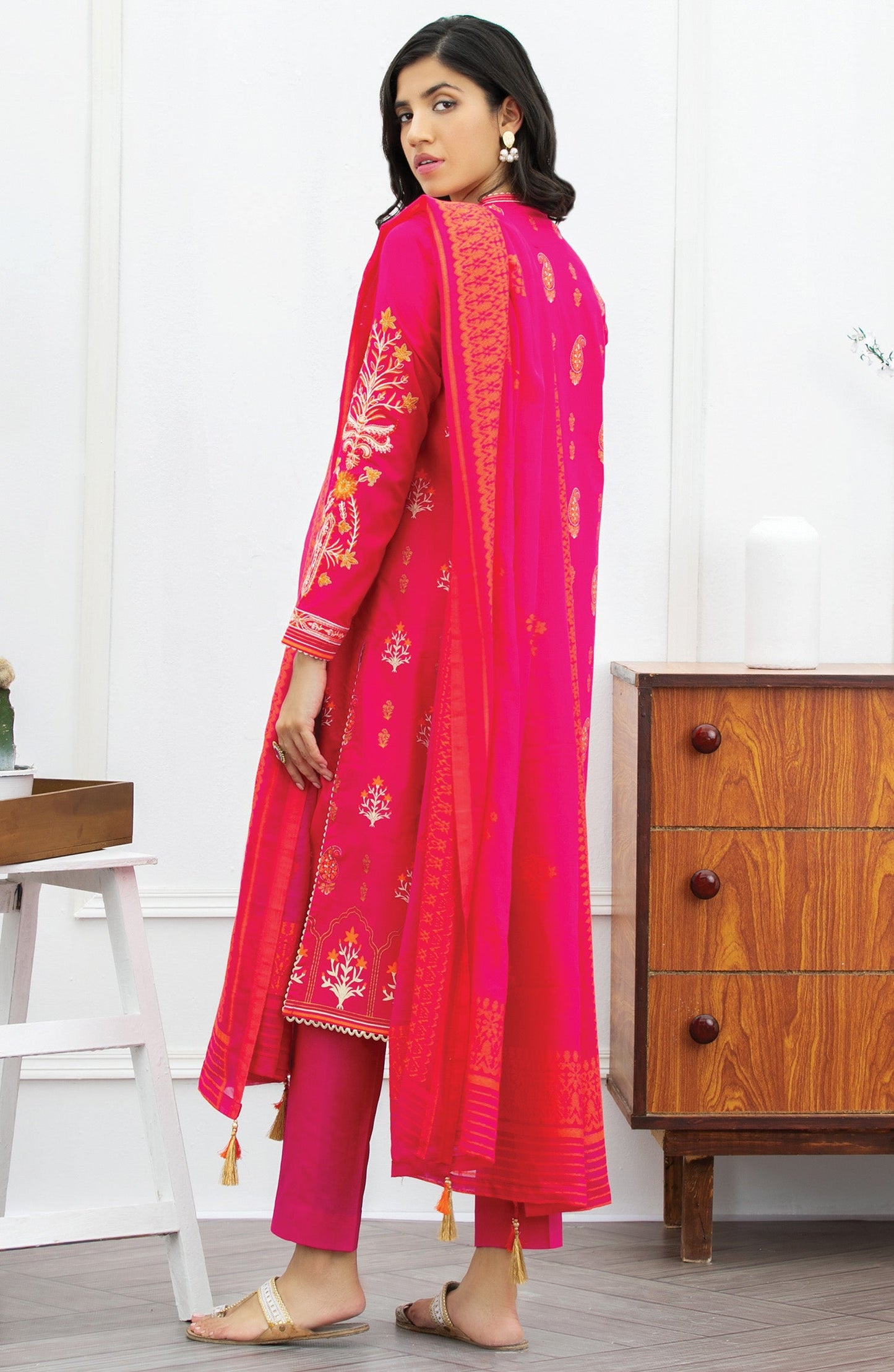 Orient - Unstitched 3 Piece Embroidered Lawn Suit