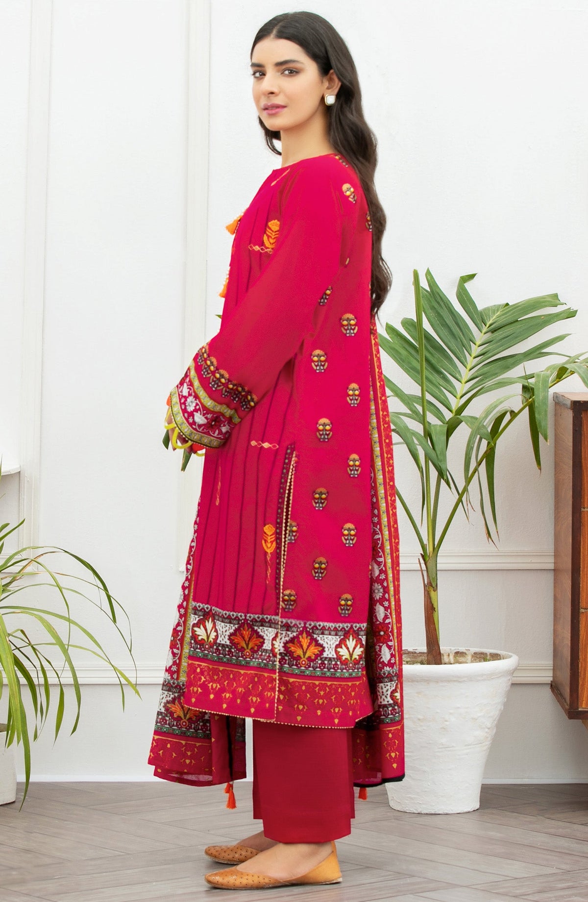 Orient - Unstitched 3 Piece Embroidered Lawn Suit